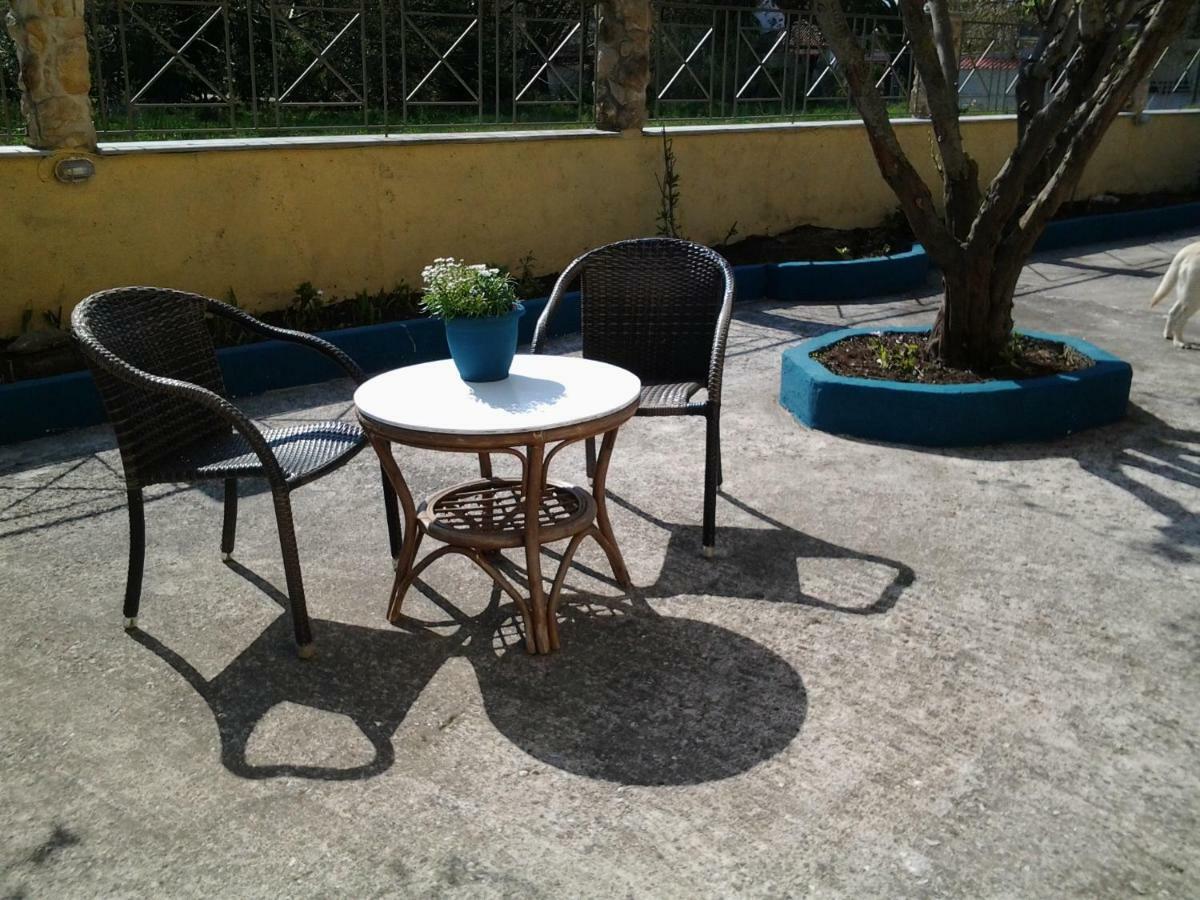 Harmony House Apartment Agia Paraskevi  Bagian luar foto